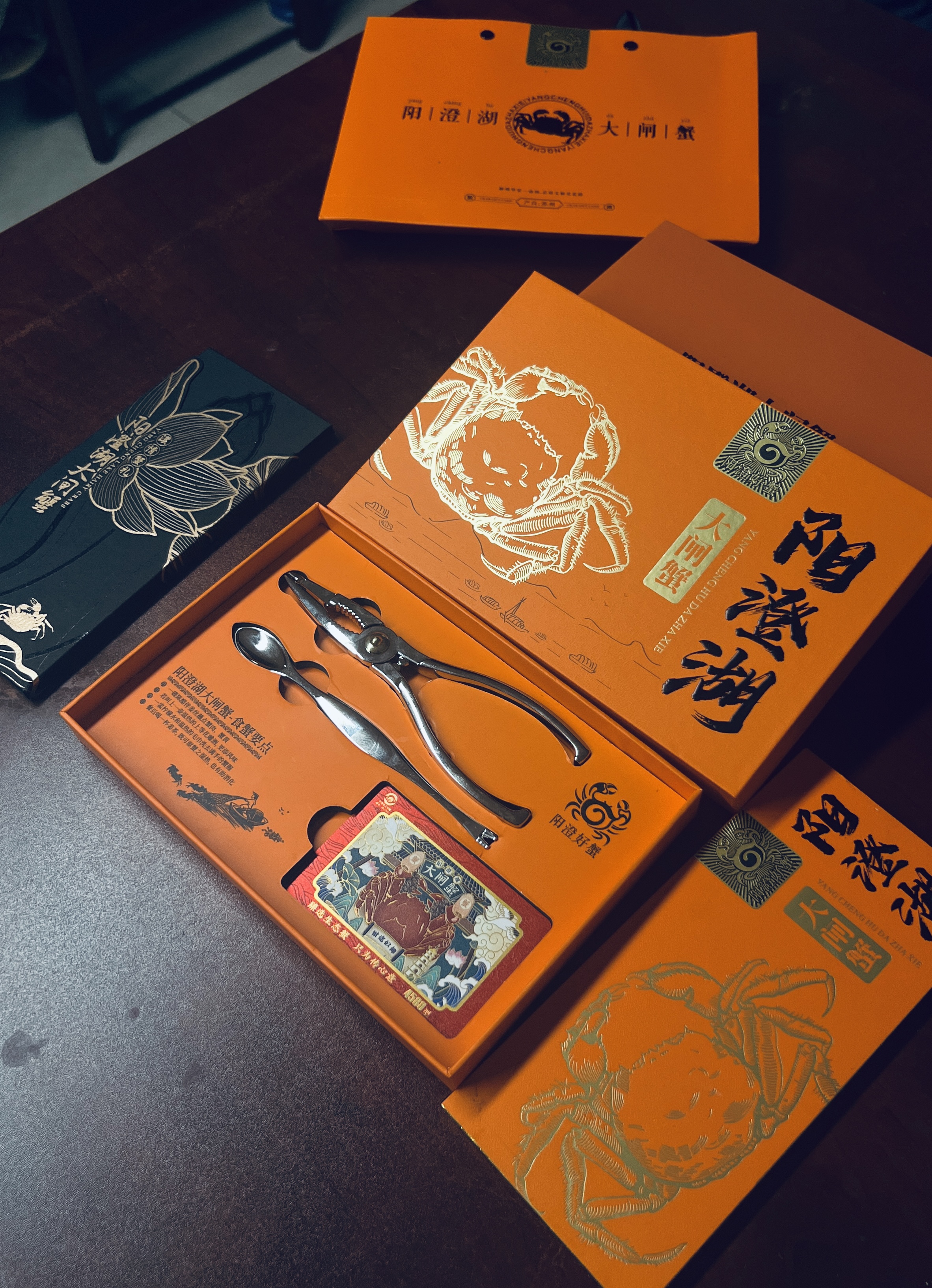 日常加餐怎么选大闸蟹的公母搭配?