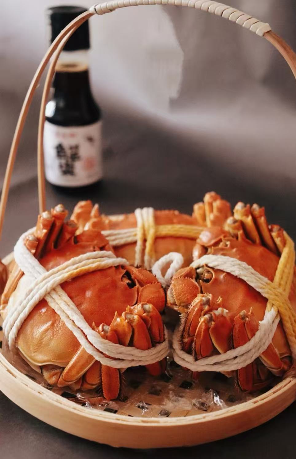 海上月大闸蟹的食用步骤